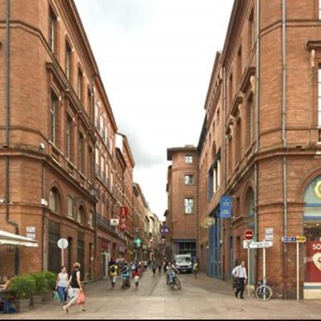 Appartement Toulouse plein centre-jusqu'à 4 personnes-Parking et Petit déjeuner inclus Esterno foto