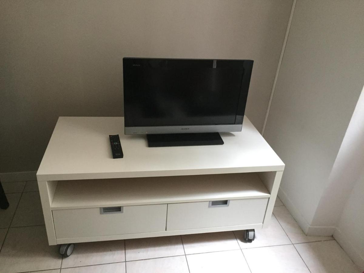 Appartement Toulouse plein centre-jusqu'à 4 personnes-Parking et Petit déjeuner inclus Esterno foto