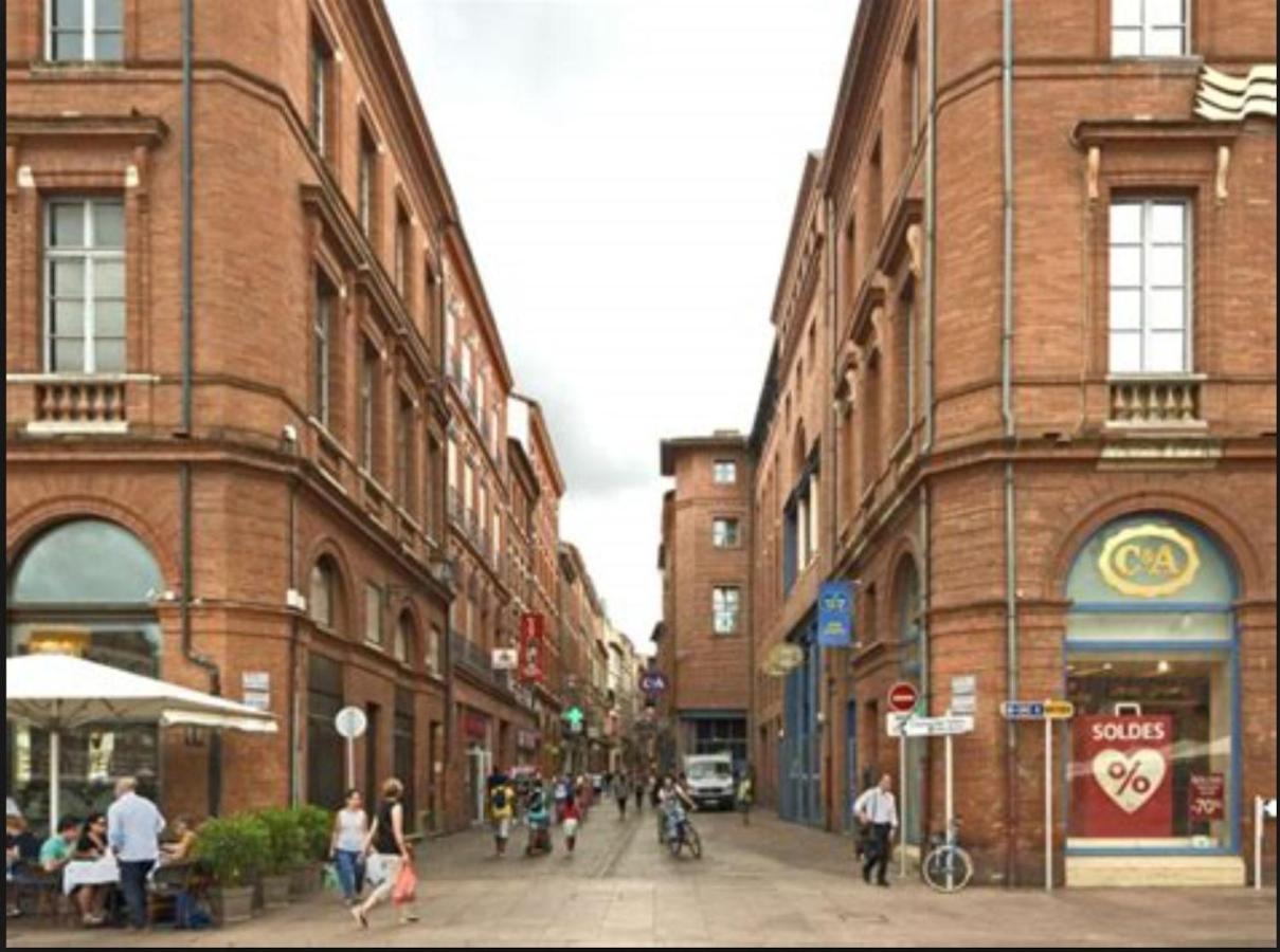 Appartement Toulouse plein centre-jusqu'à 4 personnes-Parking et Petit déjeuner inclus Esterno foto